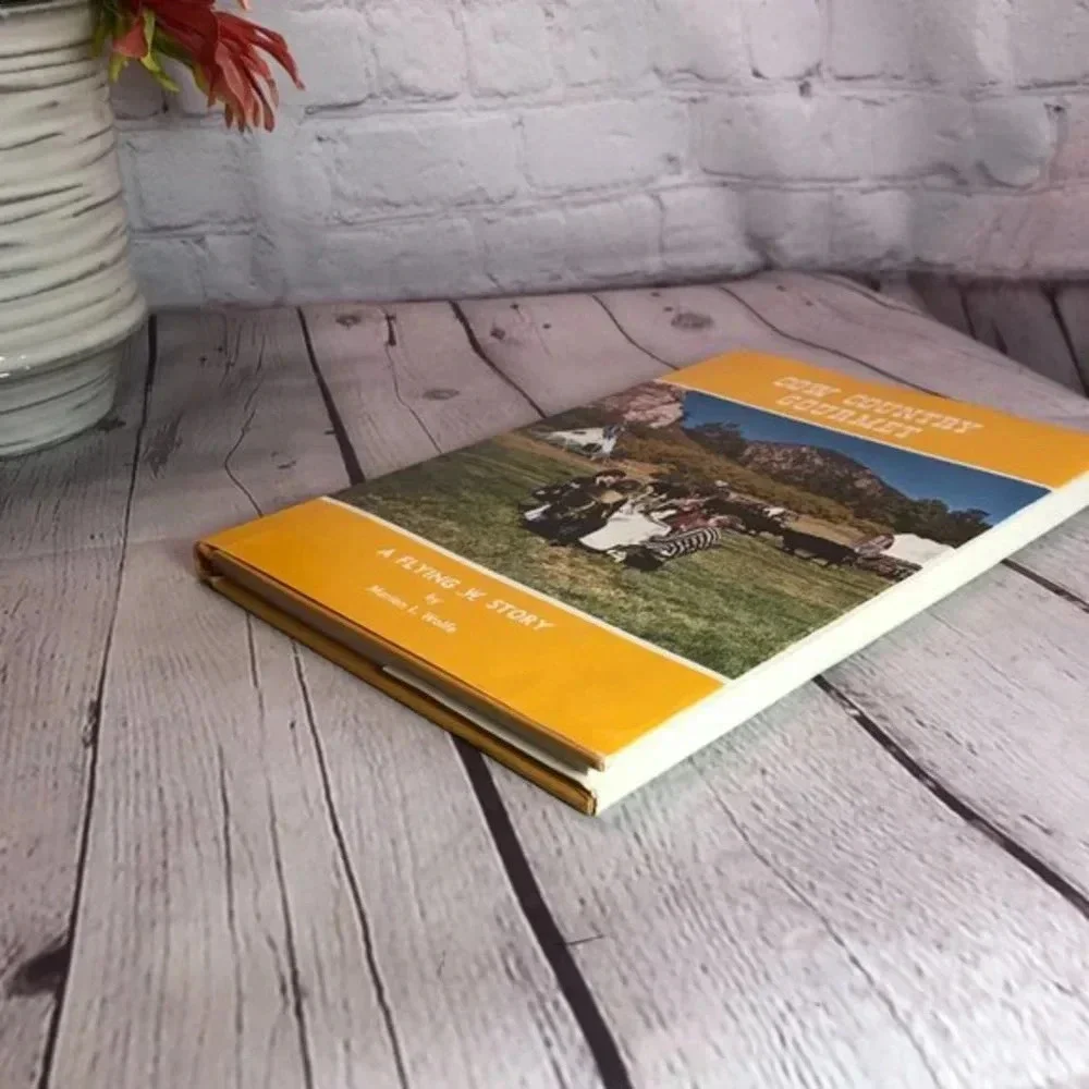 Vintage 1980 COW COUNTRY GOURMET cookbook